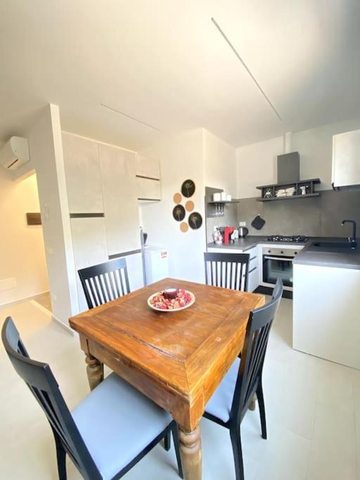 Appartamento Obsidian -Centro- Wifi + Free Parking Ravenna Esterno foto