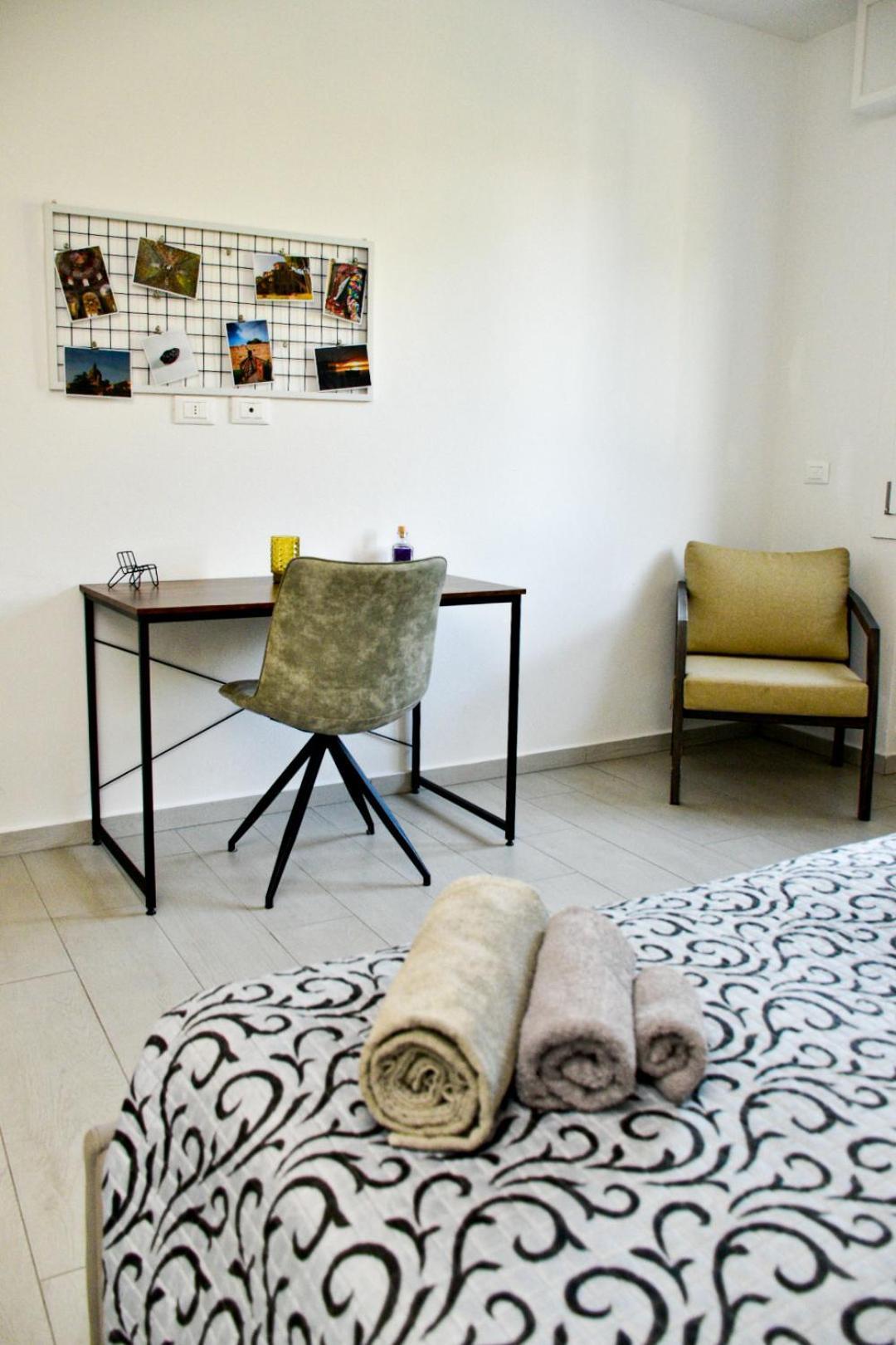 Appartamento Obsidian -Centro- Wifi + Free Parking Ravenna Esterno foto